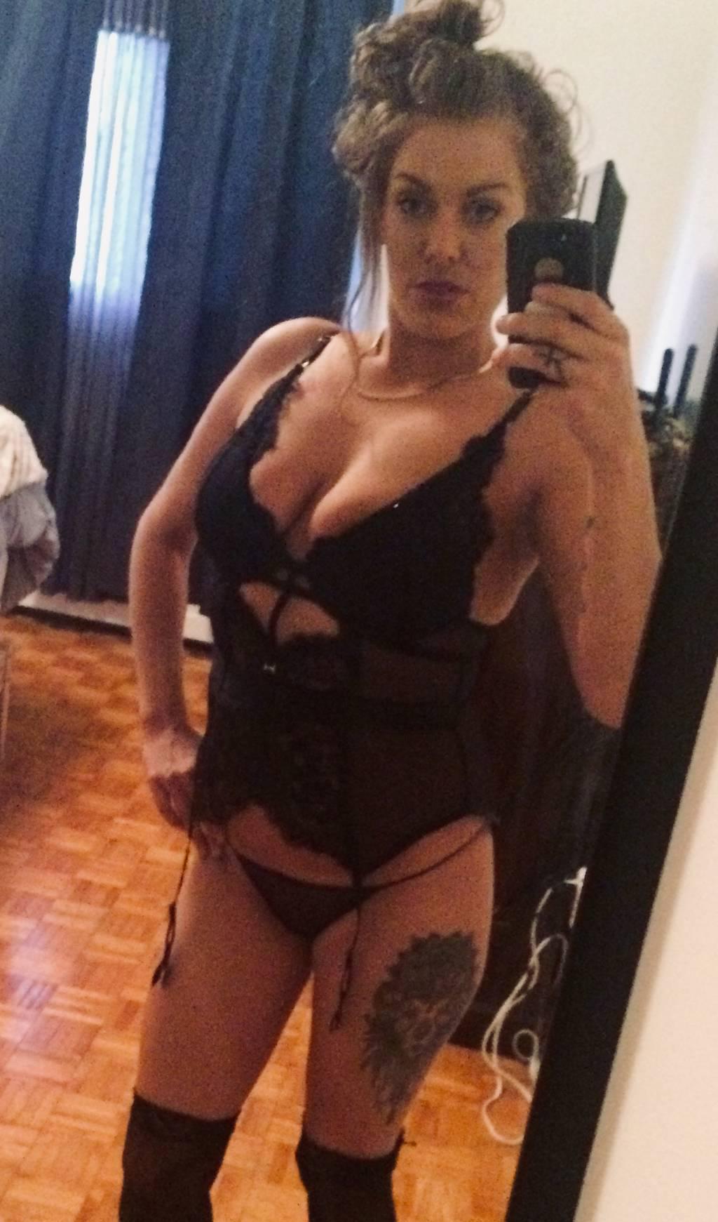 Naughty Nikki -Hh Specials