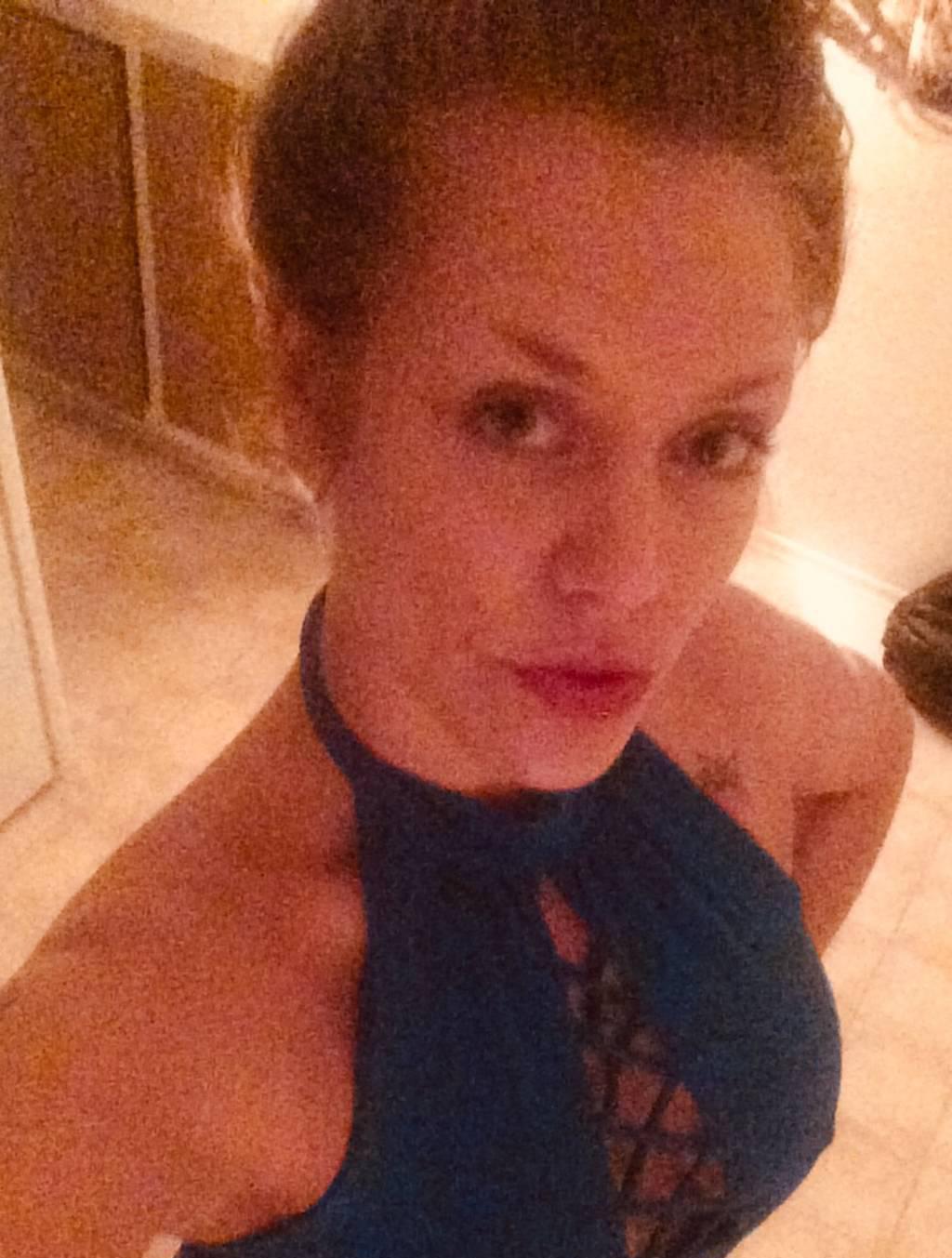 Naughty Nikki -Hh Specials