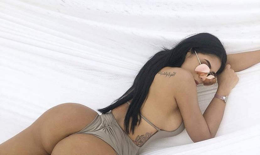 BRUNETTE BOMBSHELL!! SEXY and Superrrr TIGHT !!!