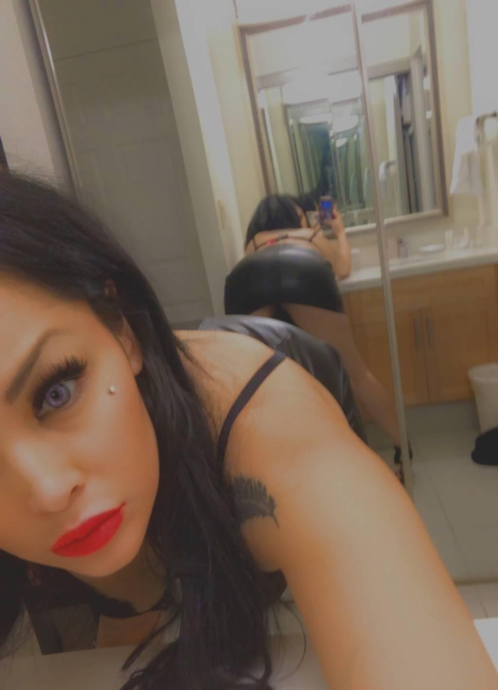 New in town for the weekend -INCALL/OUTCALL